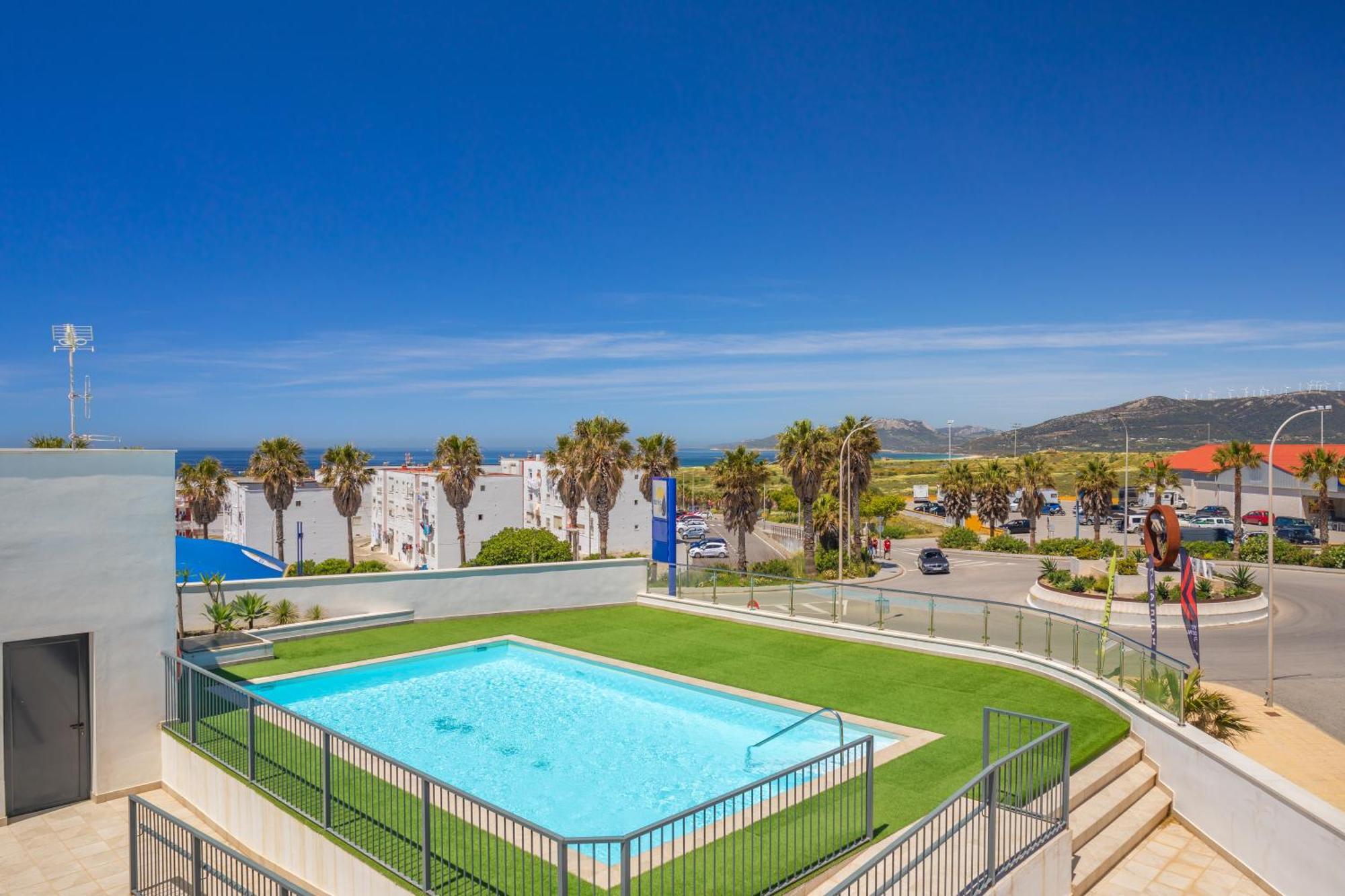 Views, Terrace & Pool - Fibre Wifi - Simplytarifa