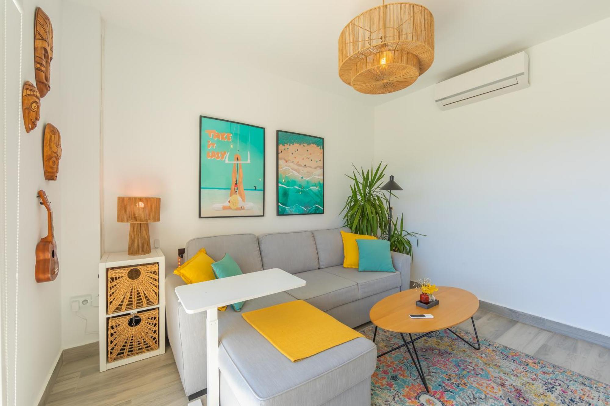 Views, Terrace & Pool - Fibre Wifi - Simplytarifa