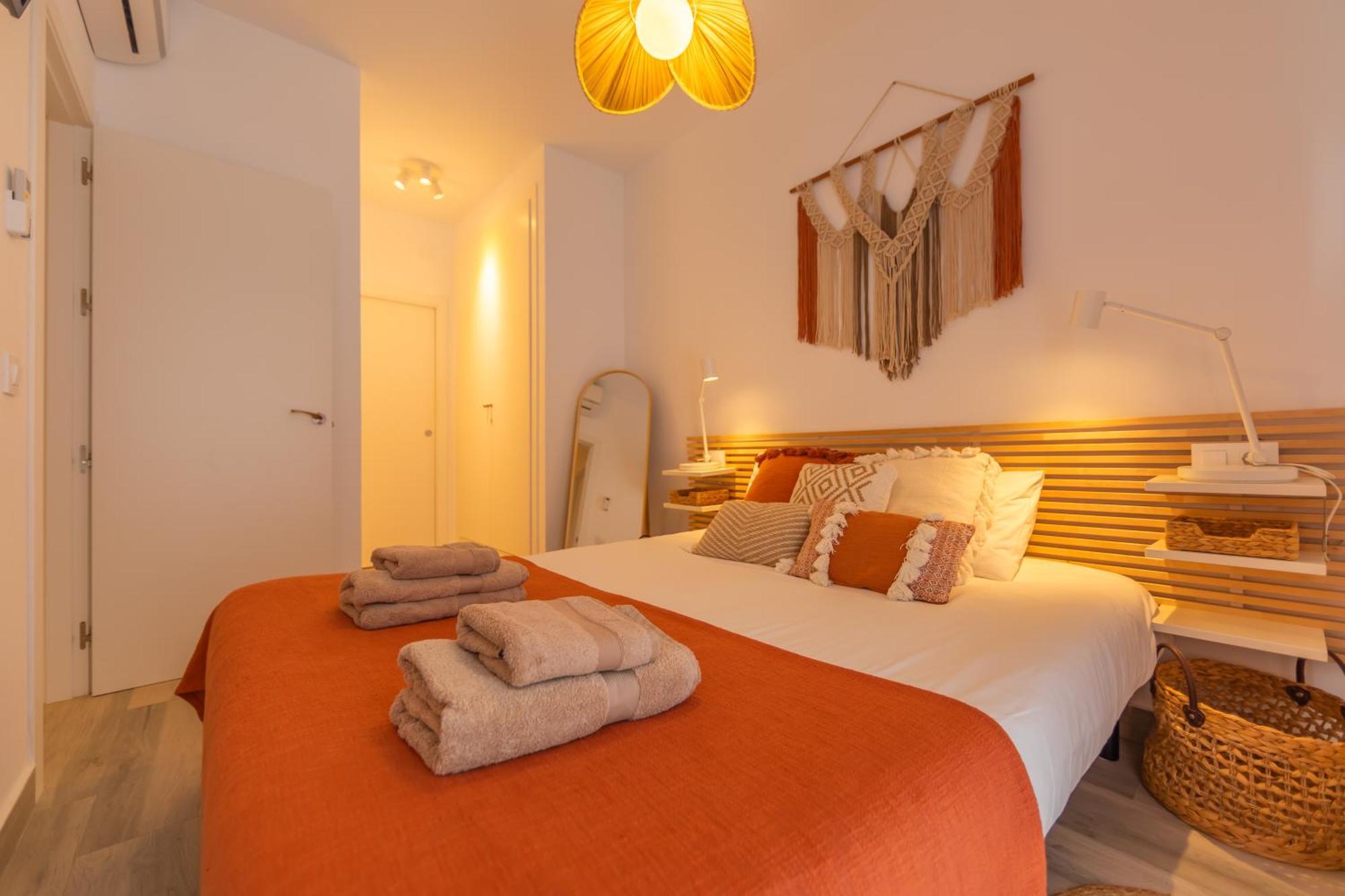 Views, Terrace & Pool - Fibre Wifi - Simplytarifa
