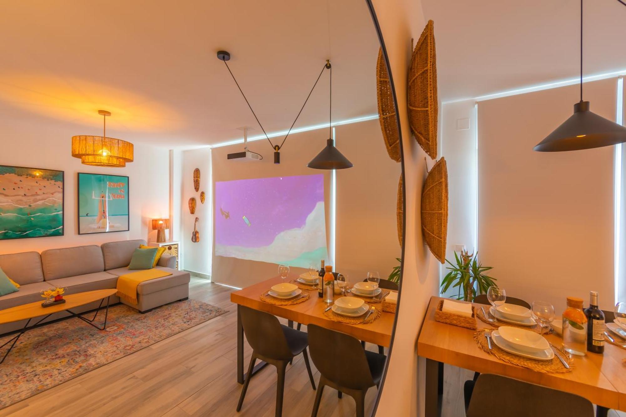 Views, Terrace & Pool - Fibre Wifi - Simplytarifa *