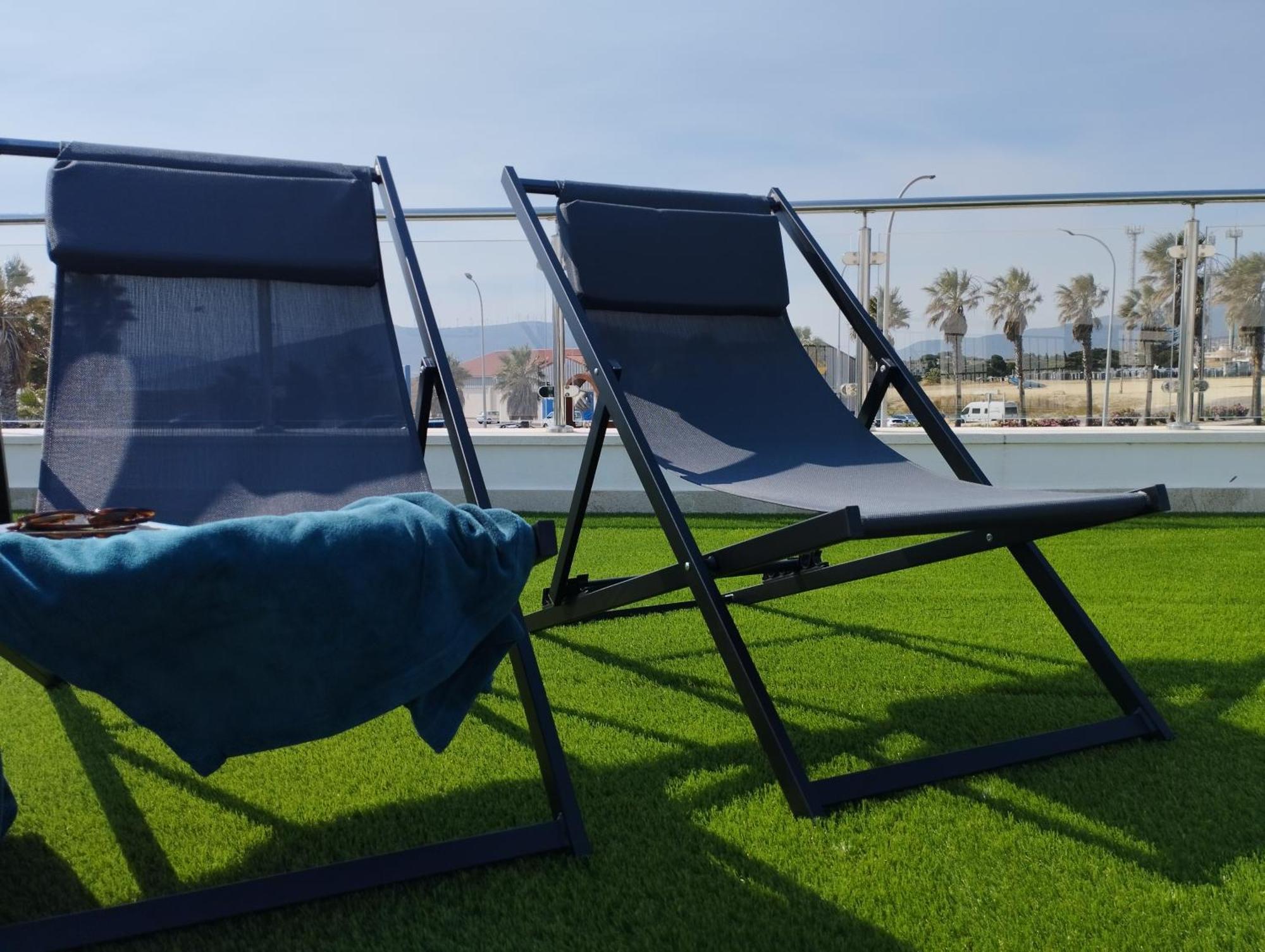 Views, Terrace & Pool - Fibre Wifi - Simplytarifa *
